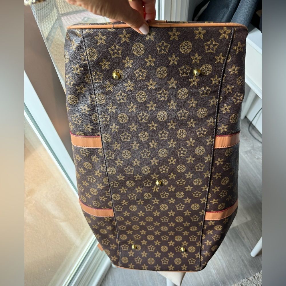 Duffle Weekender Travel Bag Large Brown Carry-on Vacation top handle crossbody - Picture 7 of 10